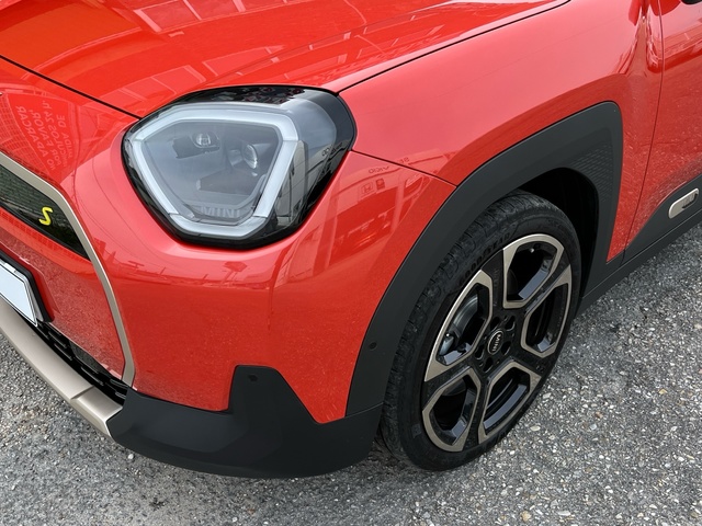 fotoG 5 del MINI MINI Aceman SE 160 kW (218 CV) 218cv Eléctrico del 2024 en Pontevedra