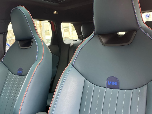 fotoG 24 del MINI MINI Aceman SE 160 kW (218 CV) 218cv Eléctrico del 2024 en Pontevedra