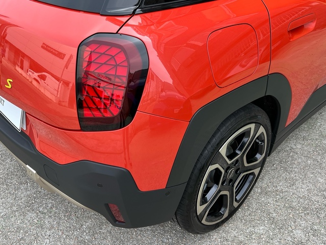 fotoG 35 del MINI MINI Aceman SE 160 kW (218 CV) 218cv Eléctrico del 2024 en Pontevedra