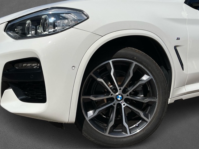 BMW X4 xDrive20d color Blanco. Año 2021. 140KW(190CV). Diésel. En concesionario CARTAGENA PREMIUM S.L. de Murcia