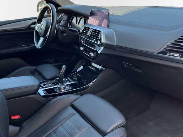 BMW X4 xDrive20d color Blanco. Año 2021. 140KW(190CV). Diésel. En concesionario CARTAGENA PREMIUM S.L. de Murcia