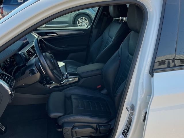 BMW X4 xDrive20d color Blanco. Año 2021. 140KW(190CV). Diésel. En concesionario CARTAGENA PREMIUM S.L. de Murcia