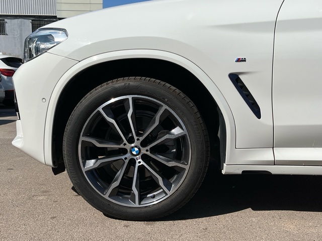 BMW X4 xDrive20d color Blanco. Año 2021. 140KW(190CV). Diésel. En concesionario CARTAGENA PREMIUM S.L. de Murcia