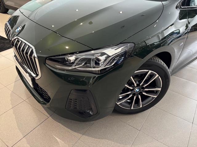 BMW Serie 2 218d Active Tourer color Verde. Año 2025. 110KW(150CV). Diésel. En concesionario Automotor Costa, S.L.U. de Almería