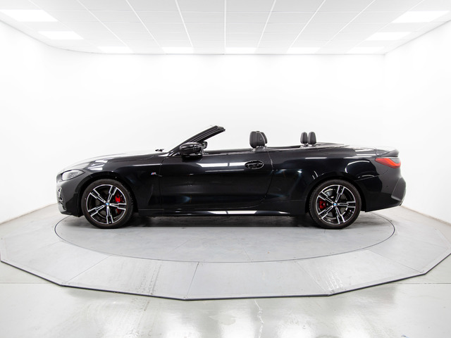 BMW Serie 4 420i Cabrio color Negro. Año 2024. 135KW(184CV). Gasolina. En concesionario Movil Begar Petrer de Alicante