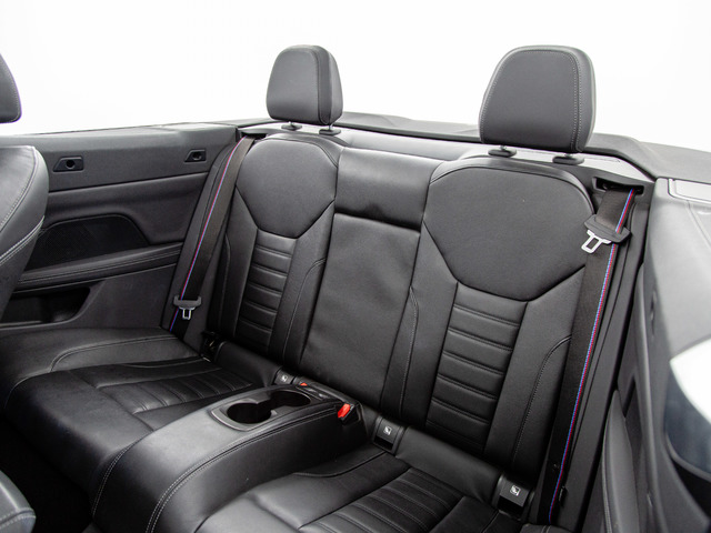 BMW Serie 4 420i Cabrio color Negro. Año 2024. 135KW(184CV). Gasolina. En concesionario Movil Begar Petrer de Alicante