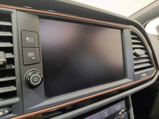SEAT Leon ST 2.0 TSI Cupra R 4Drive DSG 221 kW (300 CV)