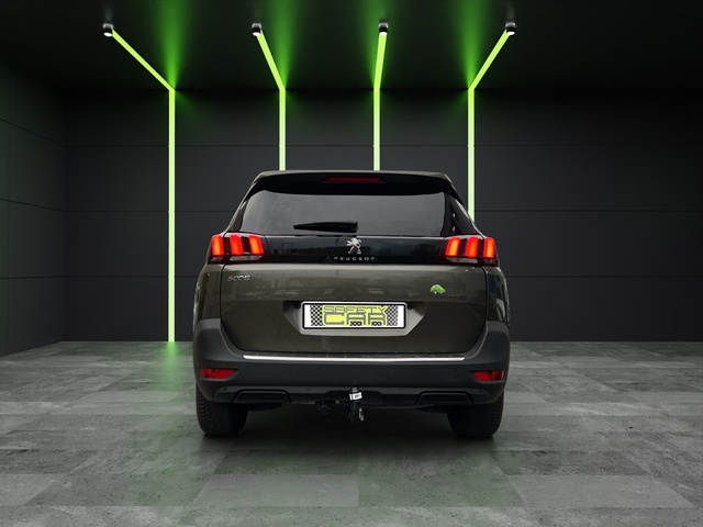 Peugeot 5008 PureTech 130 S&S Allure EAT8 96 kW (130 CV)