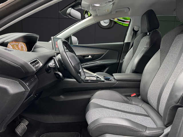 Peugeot 5008 PureTech 130 S&S Allure EAT8 96 kW (130 CV)