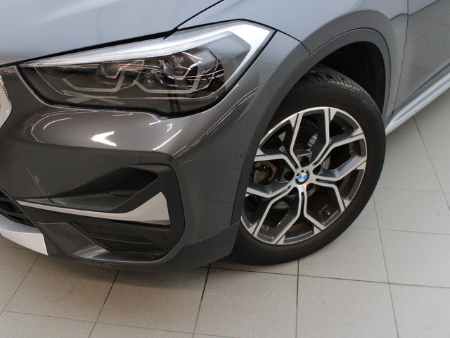 BMW X1 sDrive18d color Gris. Año 2020. 110KW(150CV). Diésel. En concesionario Augusta Aragon S.A. de Zaragoza