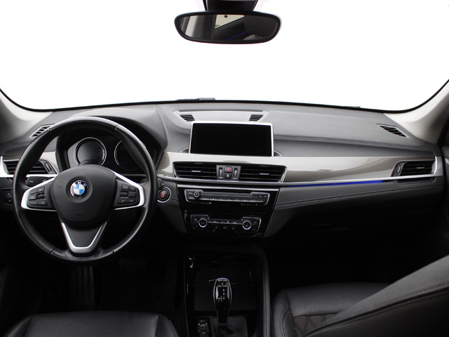 BMW X1 sDrive18d color Gris. Año 2020. 110KW(150CV). Diésel. En concesionario Augusta Aragon S.A. de Zaragoza