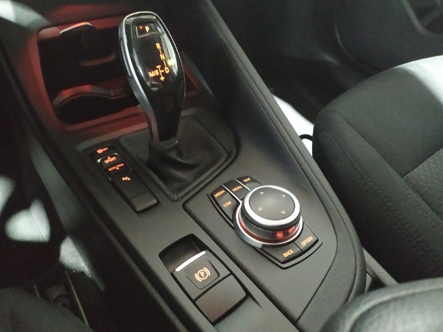 BMW X1 sDrive18d color Negro. Año 2021. 110KW(150CV). Diésel. En concesionario Hispamovil Elche de Alicante