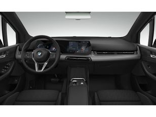 Fotos de BMW Serie 2 218d Active Tourer color Negro. Año 2025. 110KW(150CV). Diésel. En concesionario Ceres Motor S.L. de Cáceres