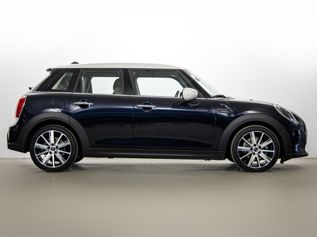 fotoG 21 del MINI MINI 5 Puertas Cooper 100 kW (136 CV) 136cv Gasolina del 2022 en Valladolid