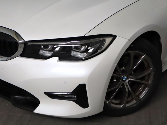BMW Serie 3 320d color Blanco. Año 2020. 140KW(190CV). Diésel. En concesionario Pruna Motor de Barcelona