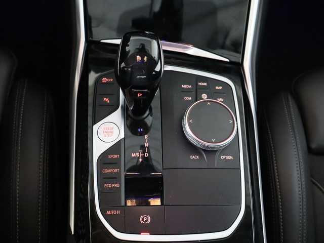 BMW Serie 3 320d color Blanco. Año 2020. 140KW(190CV). Diésel. En concesionario Pruna Motor de Barcelona