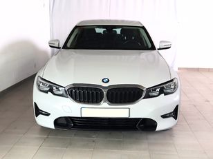 Fotos de BMW Serie 3 320d color Blanco. Año 2020. 140KW(190CV). Diésel. En concesionario Pruna Motor de Barcelona