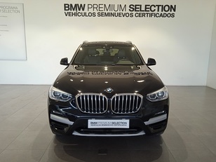 Fotos de BMW X3 xDrive20d color Negro. Año 2021. 140KW(190CV). Diésel. En concesionario ALBAMOCION CIUDAD REAL  de Ciudad Real