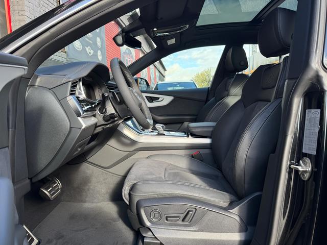 Imagen Audi Q8 TFSIe