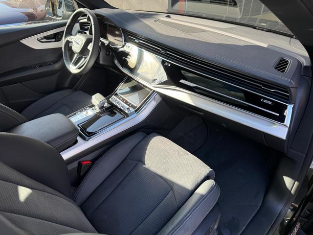 Imagen Audi Q8 TFSIe
