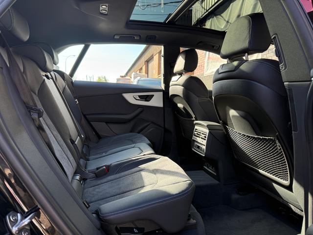 Imagen Audi Q8 TFSIe