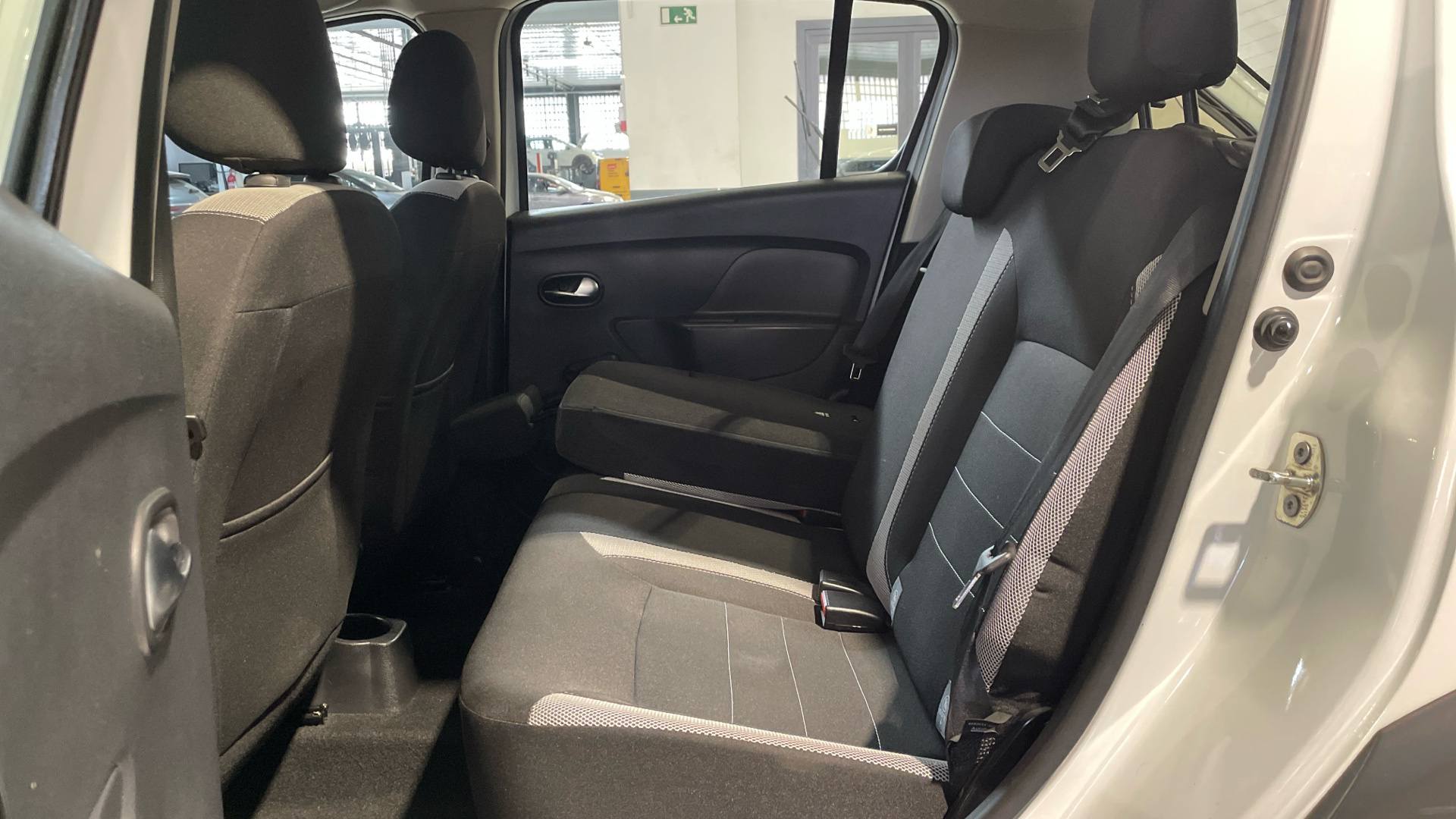 Dacia Sandero dCi 95 - 12