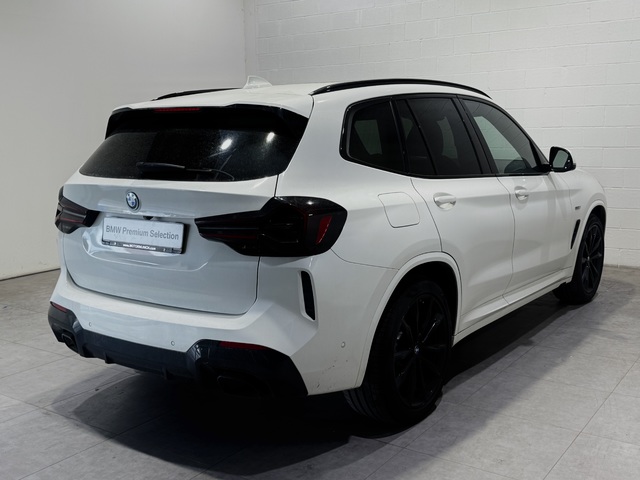 BMW X3 xDrive30e color Blanco. Año 2022. 215KW(292CV). Híbrido Electro/Gasolina. En concesionario Motor Munich - Terrassa - VO de Barcelona
