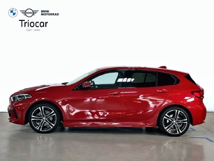 Fotos de BMW Serie 1 118i color Rojo. Año 2021. 103KW(140CV). Gasolina. En concesionario Triocar Gijón (Bmw y Mini) de Asturias