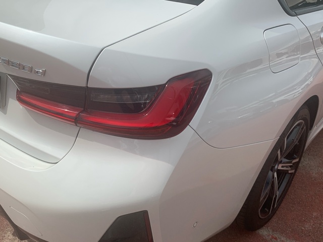 BMW Serie 3 320d color Blanco. Año 2024. 140KW(190CV). Diésel. En concesionario Celtamotor Pontevedra de Pontevedra