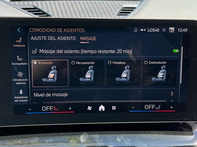 BMW iX2 xDrive30 color Gris. Año 2025. 230KW(313CV). Eléctrico. En concesionario Murcia Premium S.L. AV DEL ROCIO de Murcia