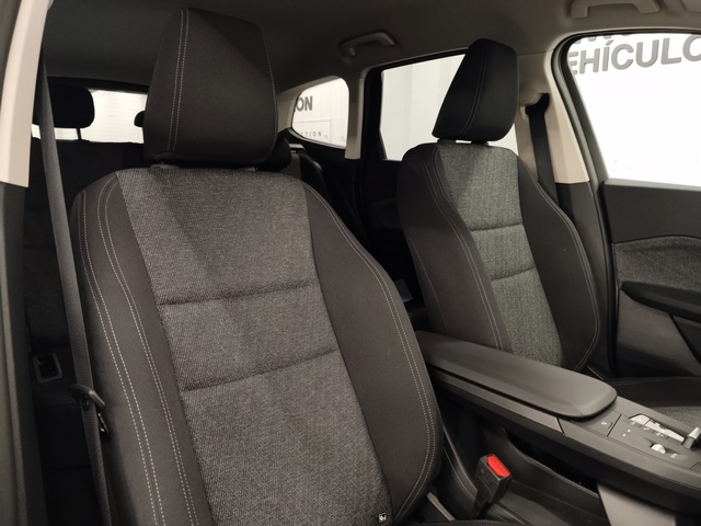 BMW iX1 eDrive20 color Gris Plata. Año 2025. 150KW(204CV). Eléctrico. En concesionario Autoberón de La Rioja