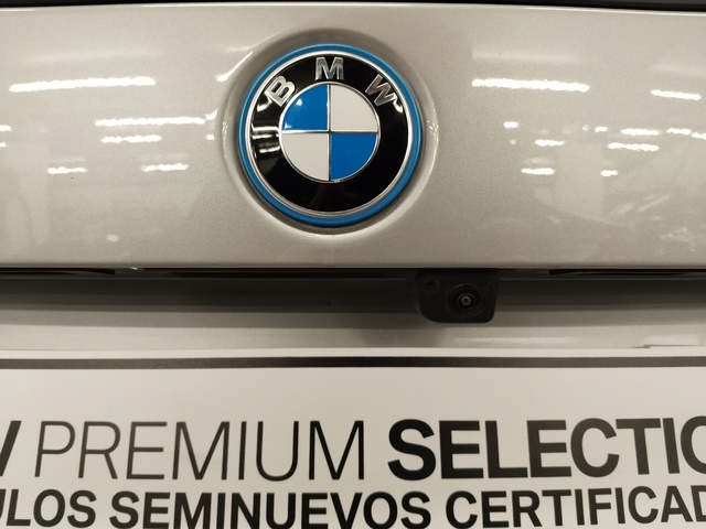 BMW iX1 eDrive20 color Gris Plata. Año 2025. 150KW(204CV). Eléctrico. En concesionario Autoberón de La Rioja