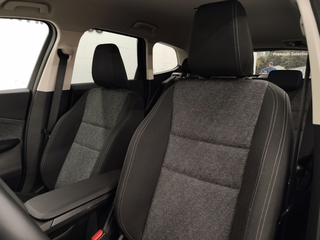 BMW iX1 eDrive20 color Gris Plata. Año 2025. 150KW(204CV). Eléctrico. En concesionario Autoberón de La Rioja