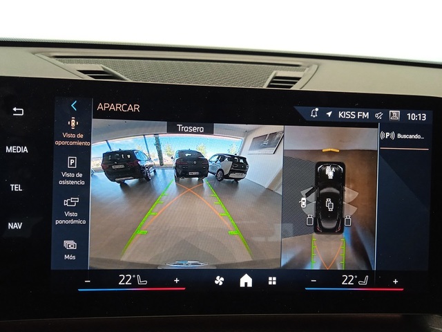 BMW X2 sDrive18d color Negro. Año 2024. 110KW(150CV). Diésel. En concesionario ALBAMOCION CIUDAD REAL  de Ciudad Real