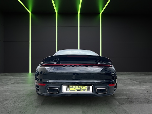 Porsche 911 Carrera 4 Coupe 283 kW (385 CV)