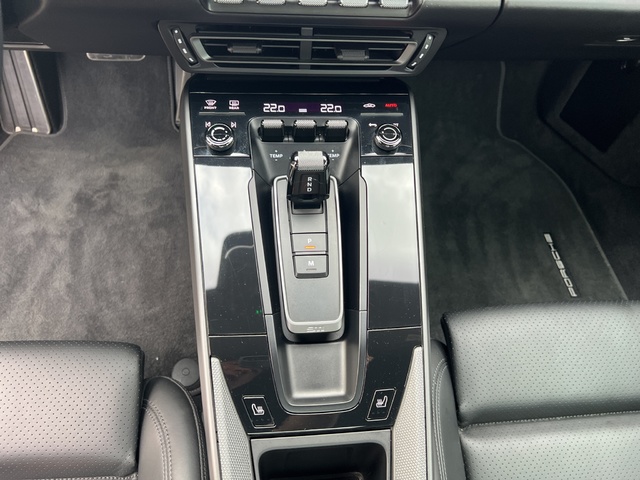 Porsche 911 Carrera 4 Coupe 283 kW (385 CV)