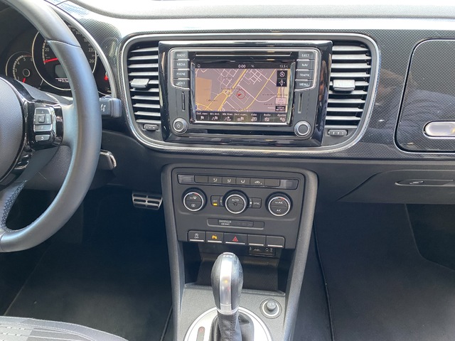 Volkswagen Beetle Cabrio Sport 2.0 TDI BMT 110 kW (150 CV) DSG