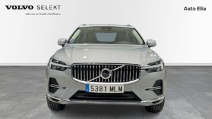 Volvo XC60 T6 Recharge Core AWD Auto 257 kW (350 CV) - 2 Volvo XC60 T6 Ocasión 257 KW (350CV) - 2