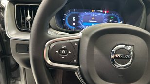 Volvo XC60 T6 Recharge Core AWD Auto 257 kW (350 CV) - 16 Volvo XC60 T6 Ocasión 257 KW (350CV) - 16