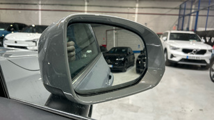 Volvo XC60 T6 Recharge Core AWD Auto 257 kW (350 CV) - 18 Volvo XC60 T6 Ocasión 257 KW (350CV) - 18