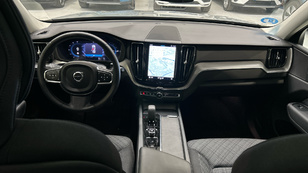 Volvo XC60 T6 Recharge Core AWD Auto 257 kW (350 CV) - 21 Volvo XC60 T6 Ocasión 257 KW (350CV) - 21
