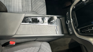 Volvo XC60 T6 Recharge Core AWD Auto 257 kW (350 CV) - 24 Volvo XC60 T6 Ocasión 257 KW (350CV) - 24