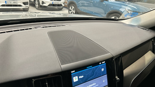 Volvo XC60 T6 Recharge Core AWD Auto 257 kW (350 CV) - 28 Volvo XC60 T6 Ocasión 257 KW (350CV) - 28