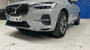 Volvo XC60 T6 Recharge Core AWD Auto 257 kW (350 CV) - 31 Volvo XC60 T6 Ocasión 257 KW (350CV) - 31