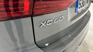 Volvo XC60 T6 Recharge Core AWD Auto 257 kW (350 CV) - 34 Volvo XC60 T6 Ocasión 257 KW (350CV) - 34