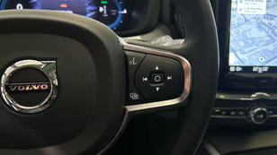 Volvo XC60 T6 Recharge Core AWD Auto 257 kW (350 CV) - 48 Volvo XC60 T6 Ocasión 257 KW (350CV) - 48