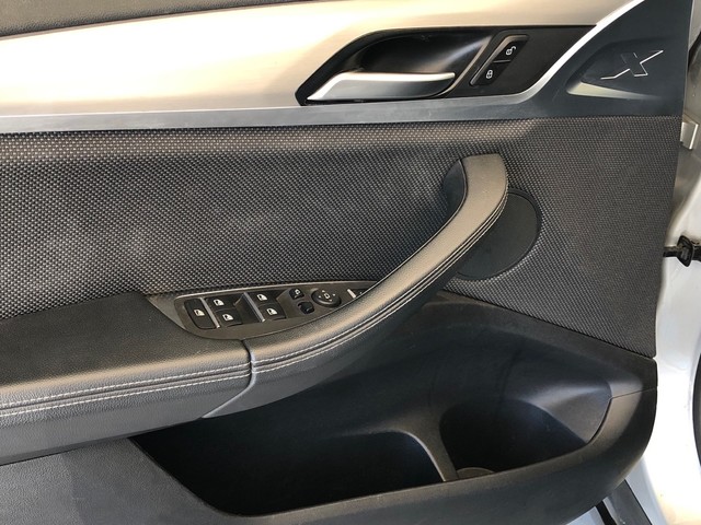 BMW X4 xDrive20d color Gris Plata. Año 2020. 140KW(190CV). Diésel. En concesionario Vehinter Getafe de Madrid
