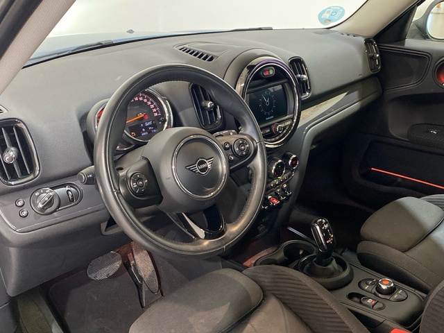 fotoG 10 del MINI MINI Countryman Cooper 100 kW (136 CV) 136cv Gasolina del 2019 en Burgos