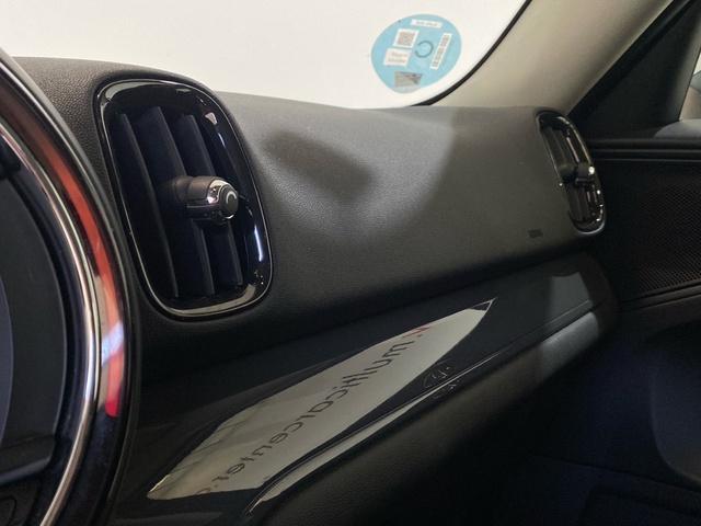 fotoG 21 del MINI MINI Countryman Cooper 100 kW (136 CV) 136cv Gasolina del 2019 en Burgos
