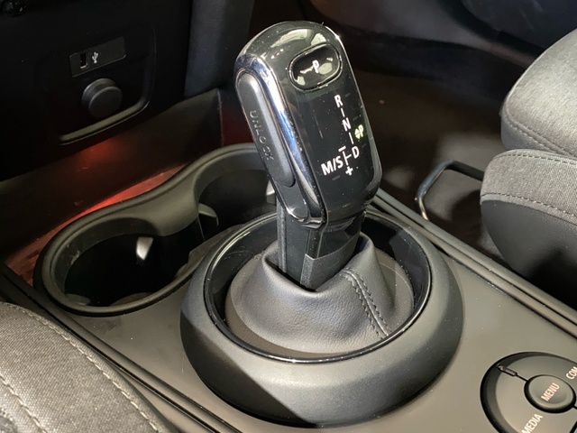 fotoG 32 del MINI MINI Countryman Cooper 100 kW (136 CV) 136cv Gasolina del 2019 en Burgos